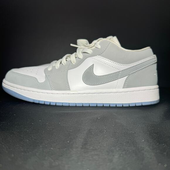 Size 10.5 - Wmns Nike Air Jordan 1 Low White Wolf Grey Women's Shoes - Picture 8 of 8